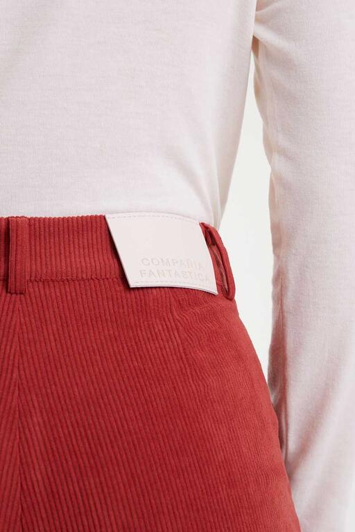 Pantalón de pana marrón
