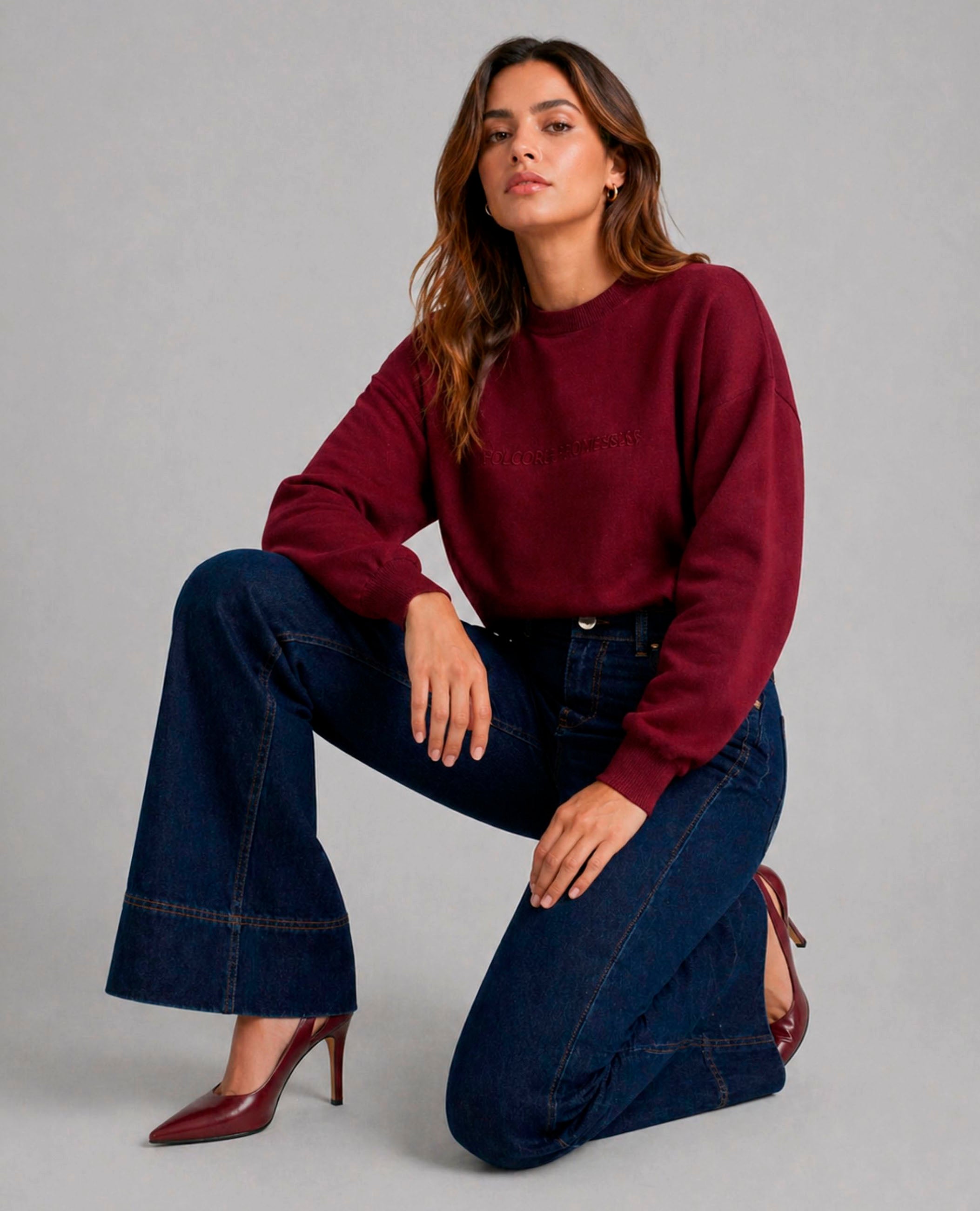 Jeans acampanados de cintura alta – Dolores Promesas