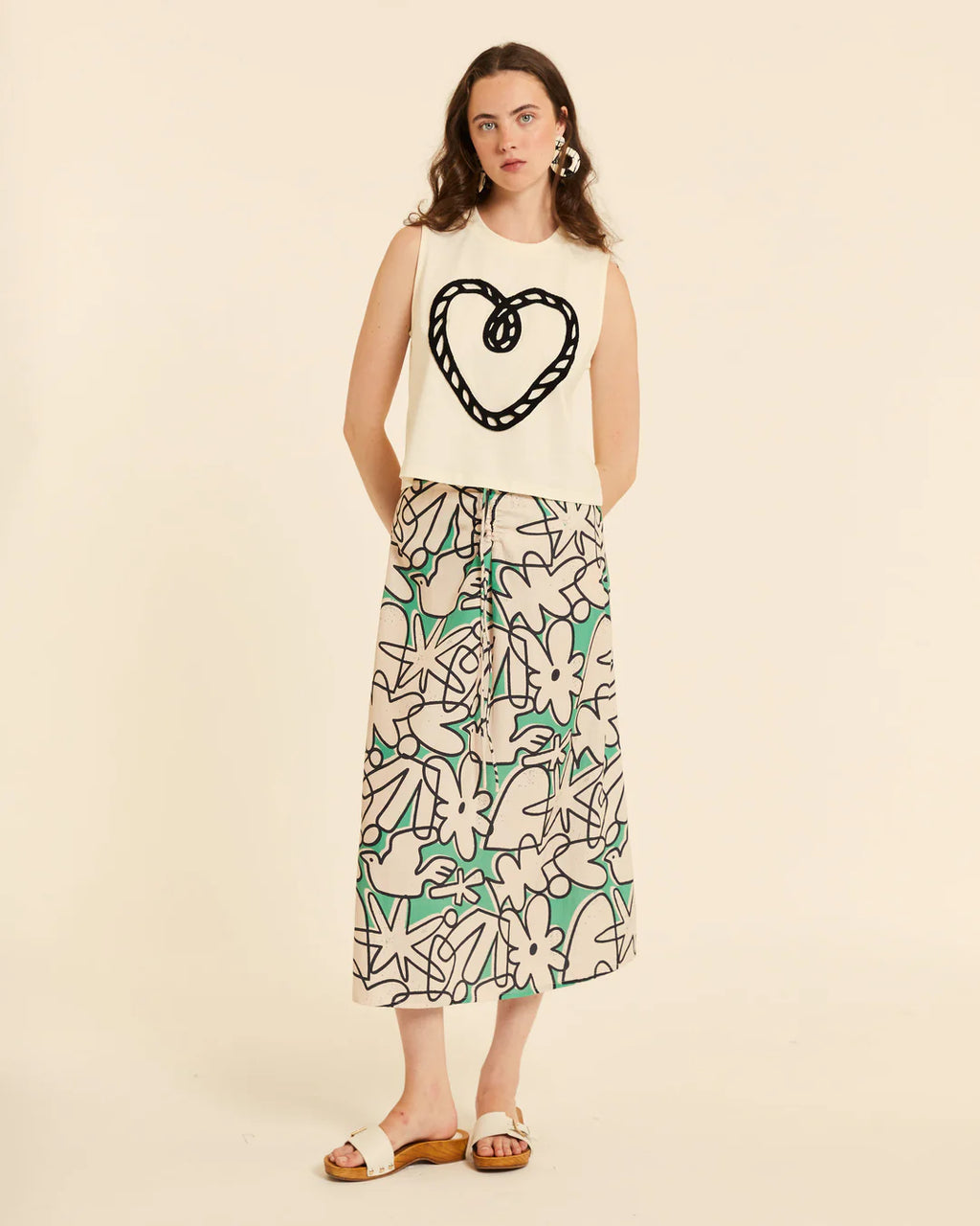 Top con relieve corazón