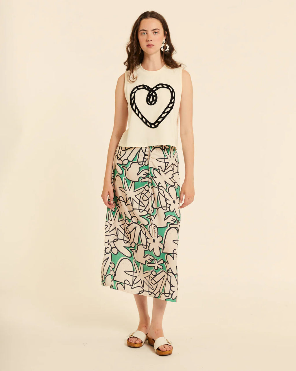 Top con relieve corazón