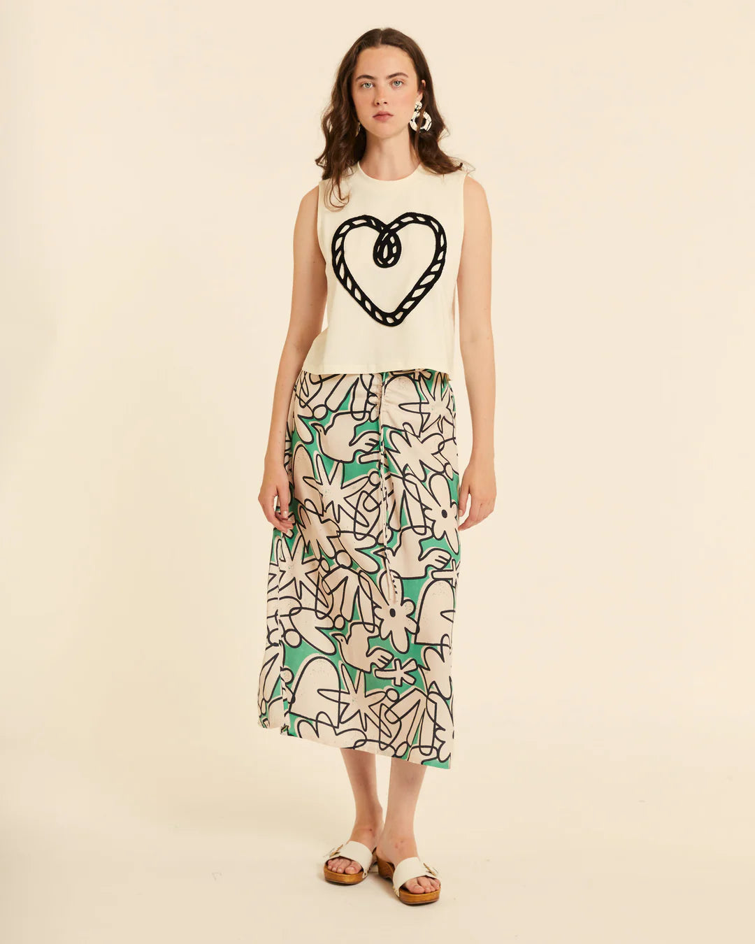 Top con relieve corazón
