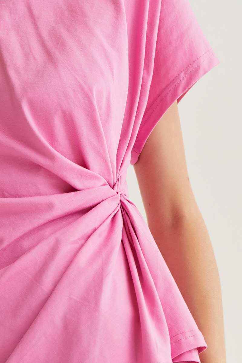 Camiseta nudo rosa