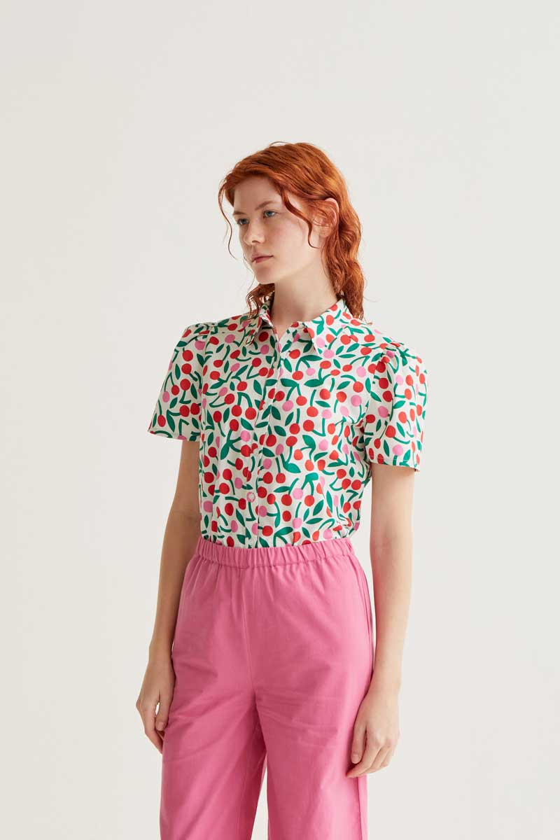 Camisa con estampado Guinda