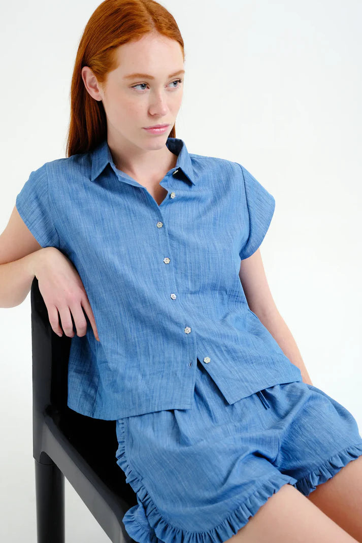 Shorts 100% algodón chambray azul claro