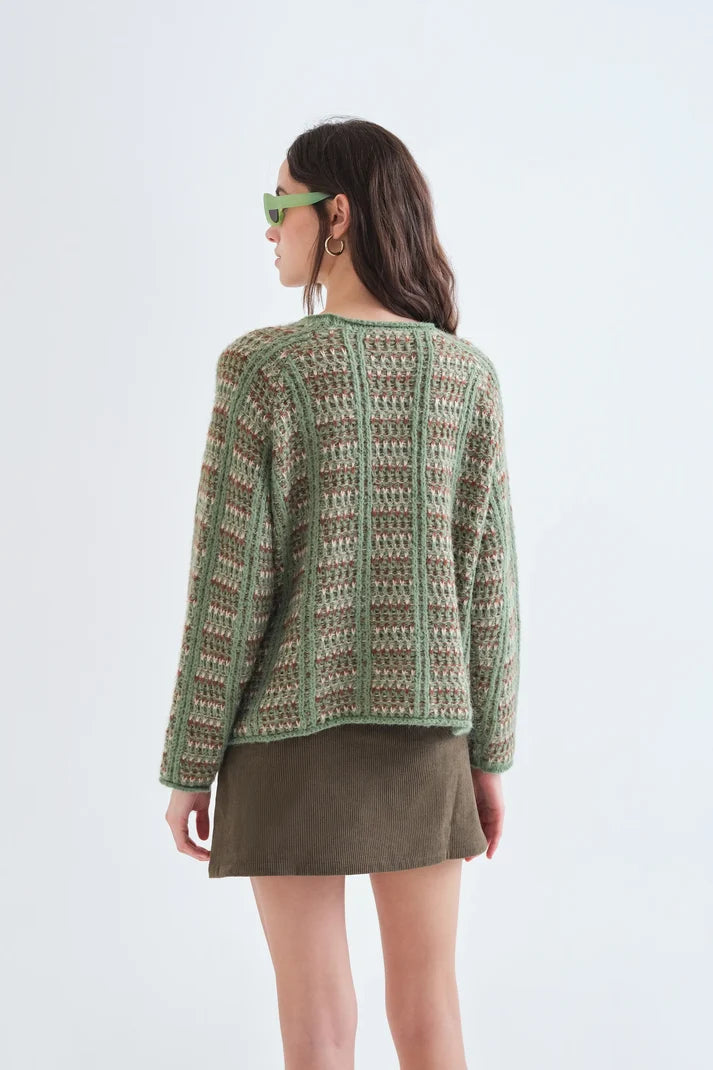 Jersey punto verde con detalles bordados