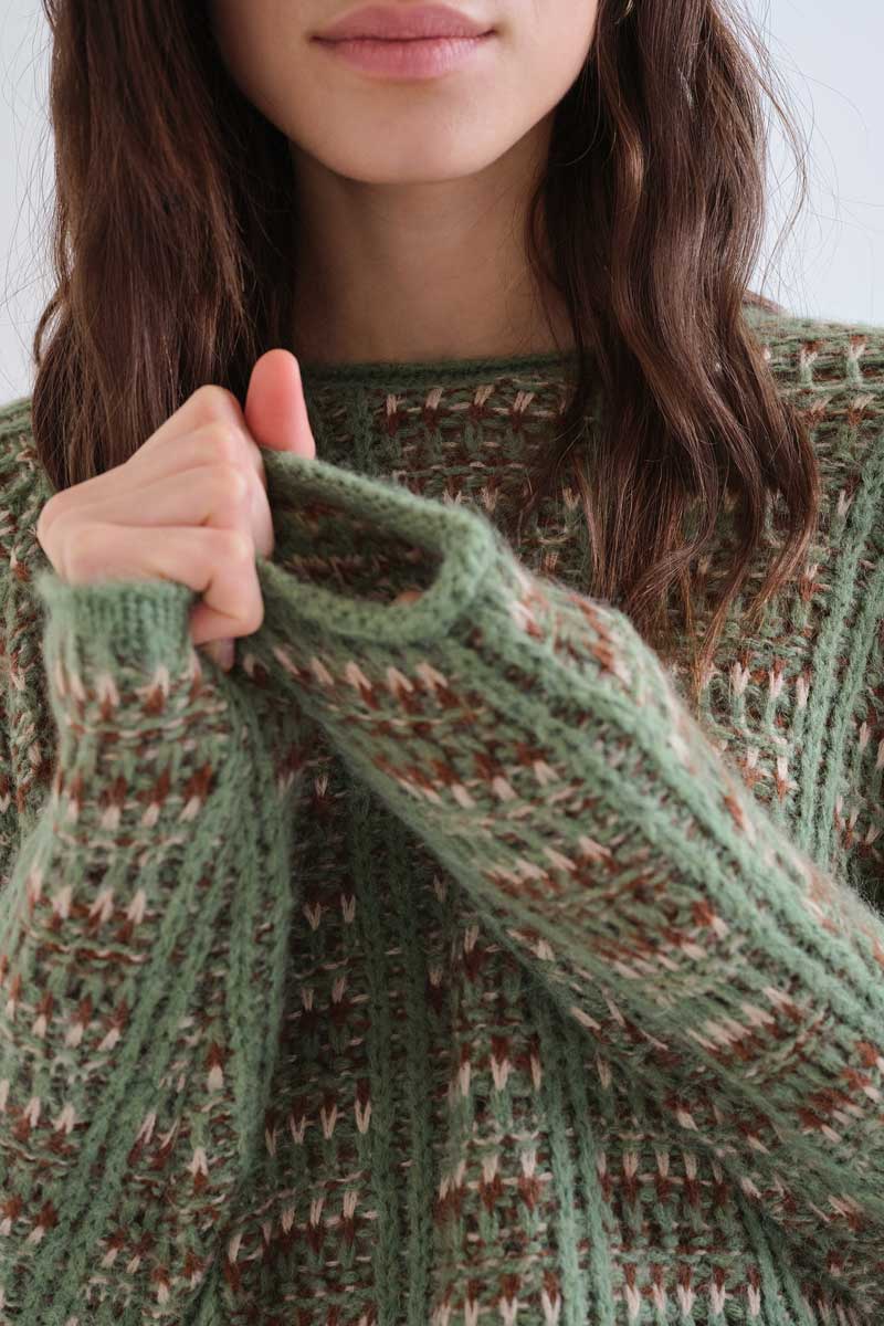 Jersey punto verde con detalles bordados