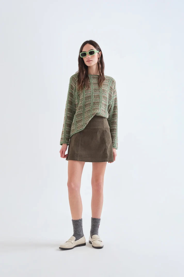 Jersey punto verde con detalles bordados