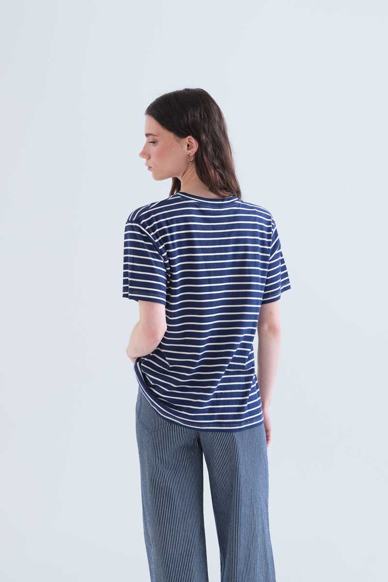 Camiseta de mujer 100% algodón con bordado corazón