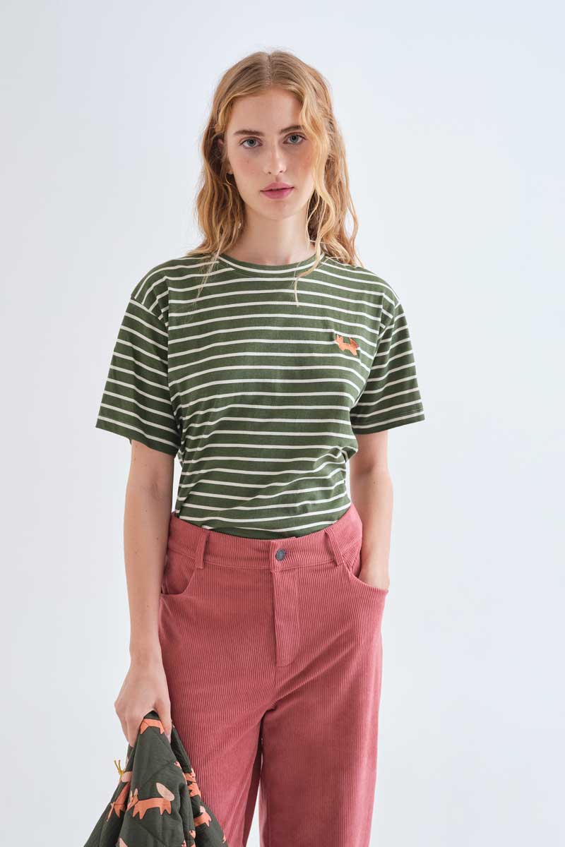 Camiseta de mujer de rayas con bordado verde oliva