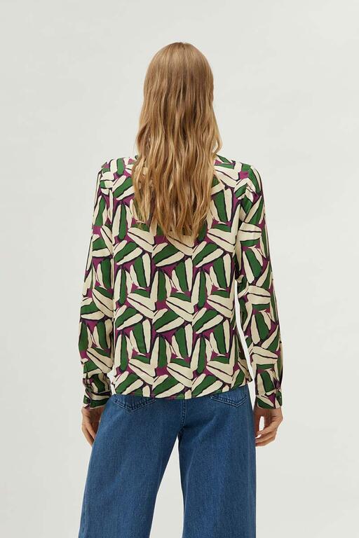 Camisa-estampado-geométrico-verde-Compañía Fantástica