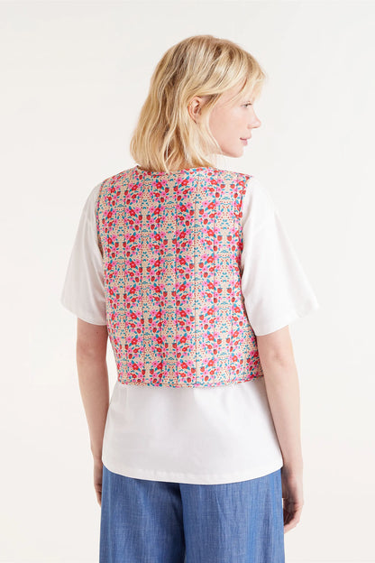Chaleco Con Lazos Estampado Sugar. Chaleco acolchado con estampado floral multicolor y lazos en la parte delantera.