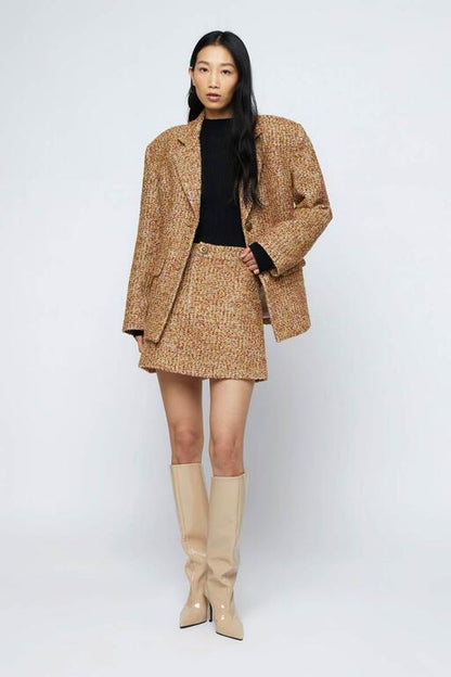 Falda_corta_tweed_marrón