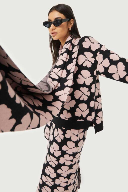 Jersey-De-Punto-Jacquard-Estampado-Floral-Jacinto-Compañía Fantástica
