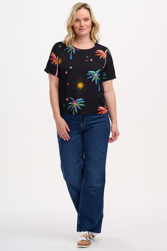 Camiseta-Christina