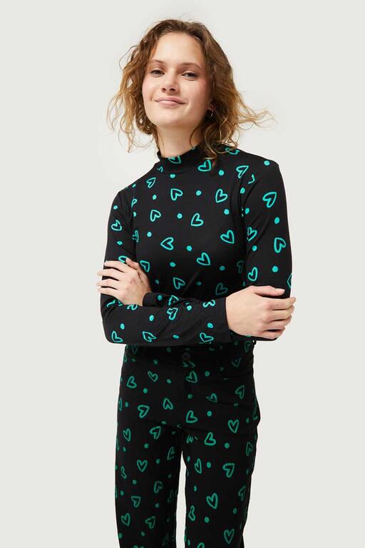 Top-Ajustado-Estampado-De-Corazones-Verdes-Compañía Fantástica