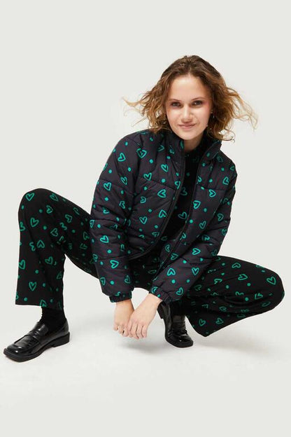 Top-Ajustado-Estampado-De-Corazones-Verdes-Compañía Fantástica