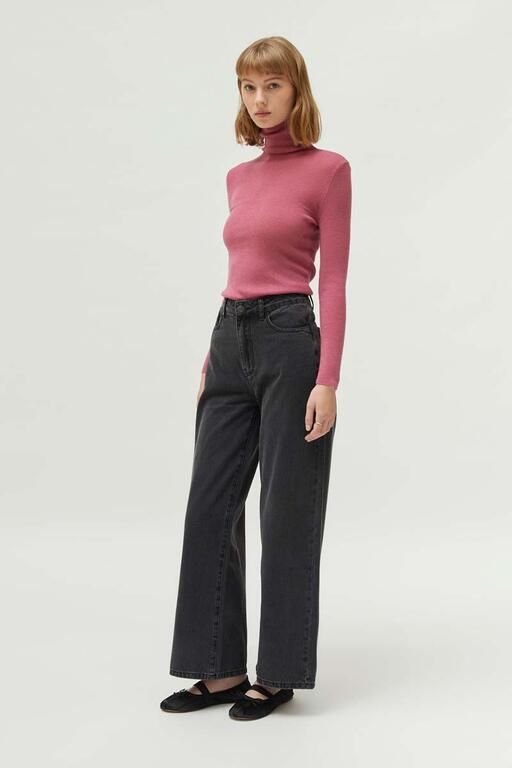 Top_cuello_alto_rosa