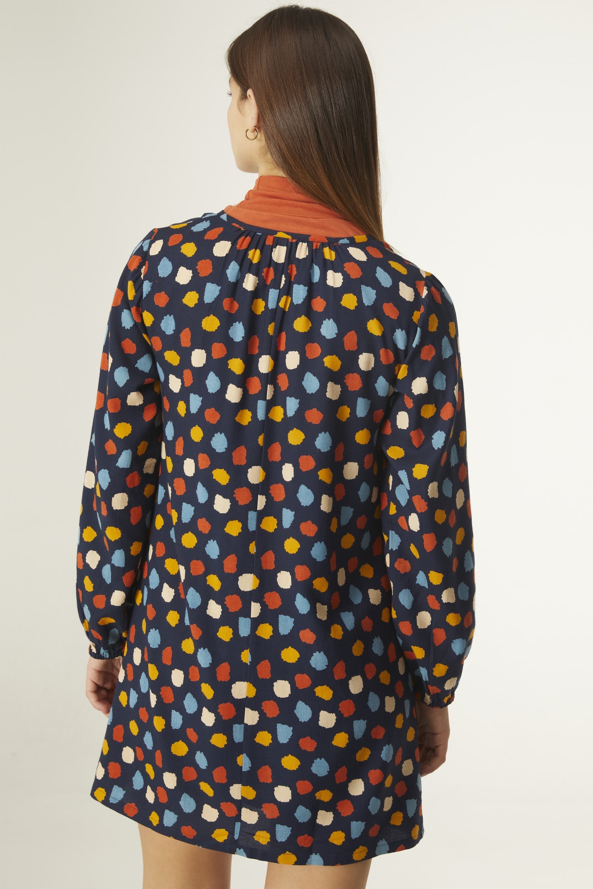 Vestido_Corto_Estampado_Multicolor