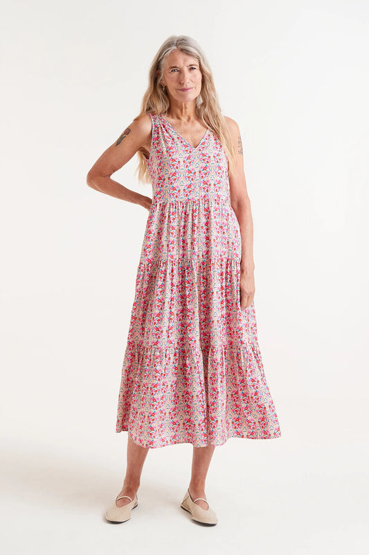 Vestido Midi Tirantes Estampado Sugar. Modelo con vestido midi de tirantes con estampado floral en tonos pastel.