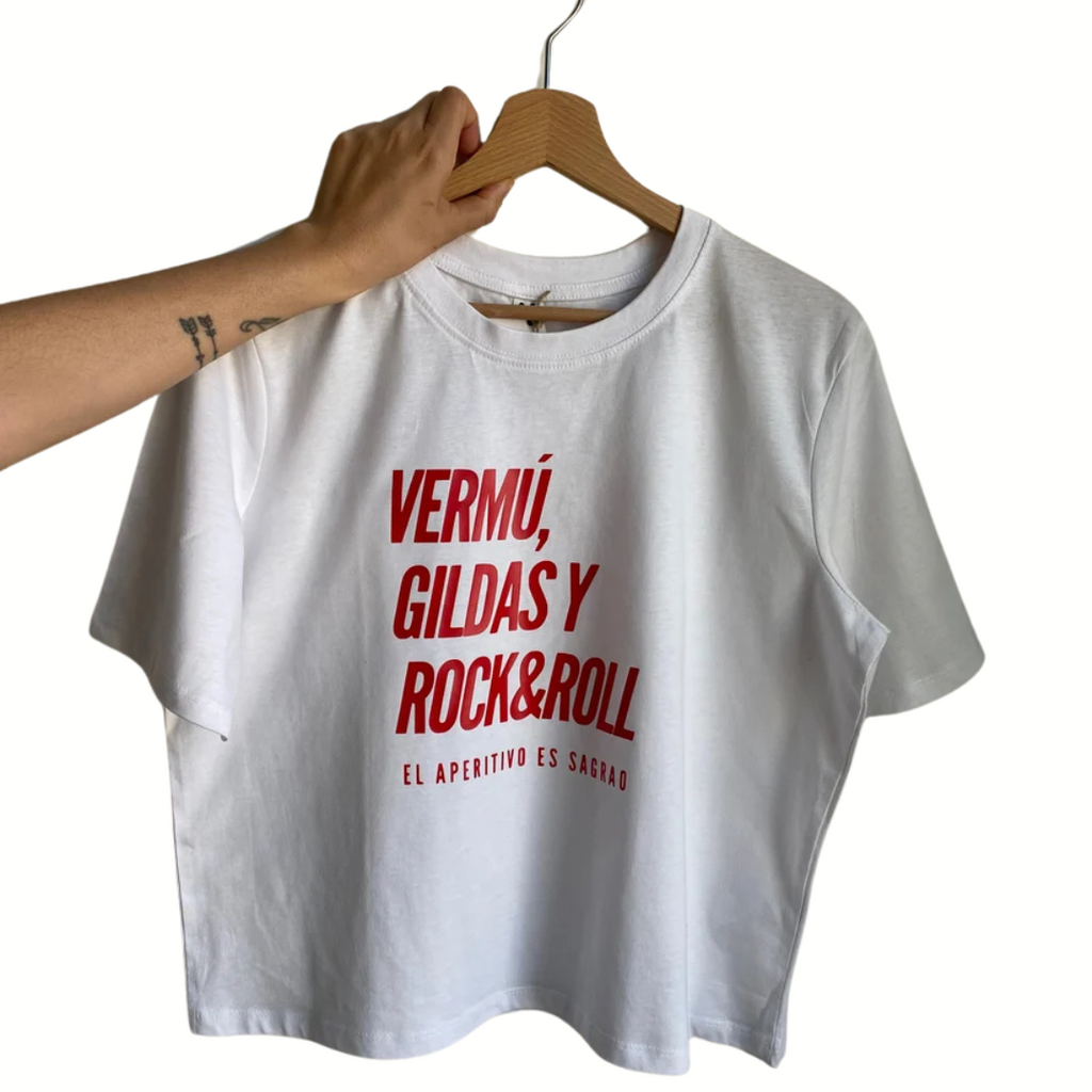 Camiseta con diseño Vermut, Gildas y Rock 'n' Roll, perfecta para un look casual divertido.