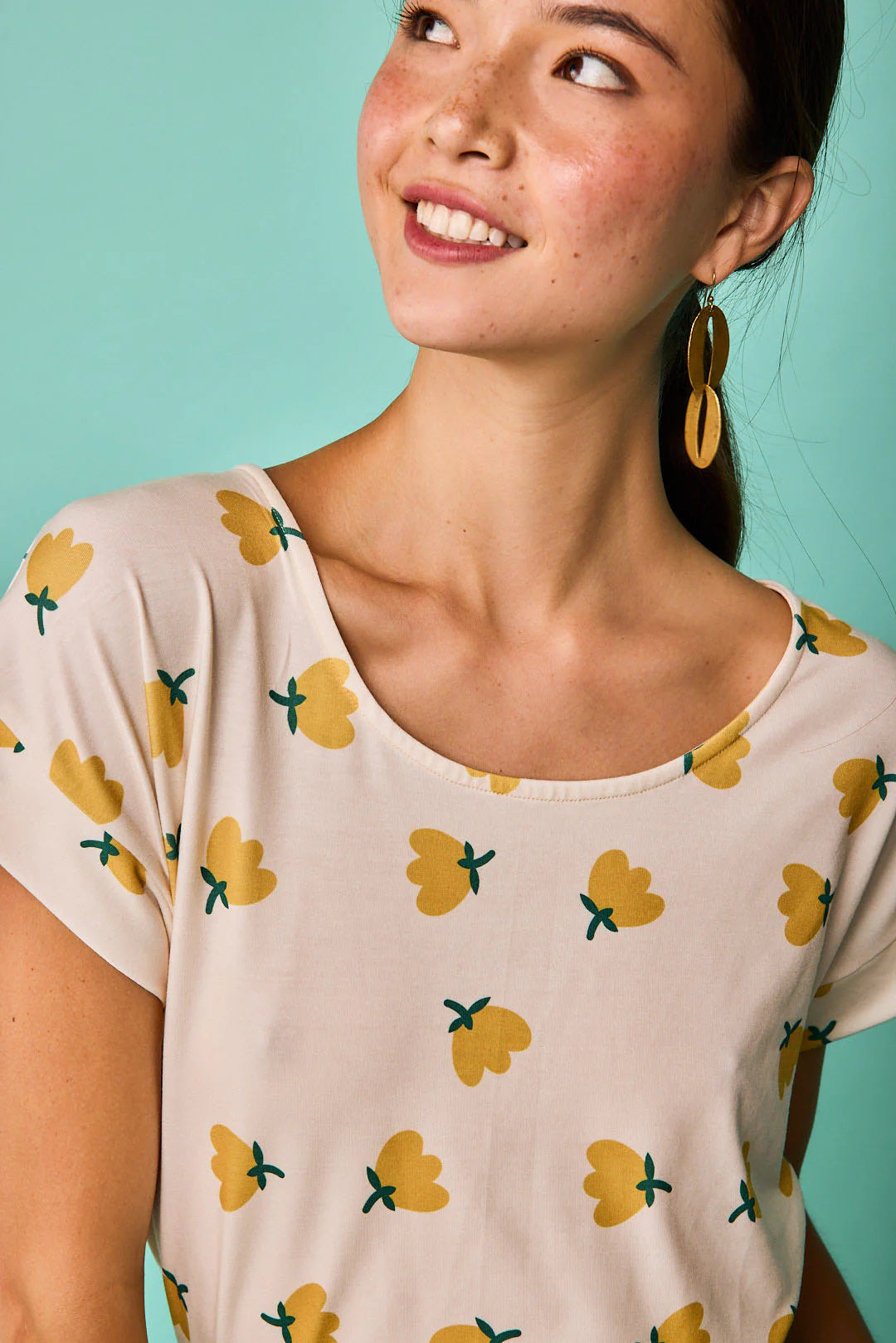 TOP LUAÑA FLOR