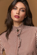LINES TOP | Camisa de rayas marrón y blanca de Minueto