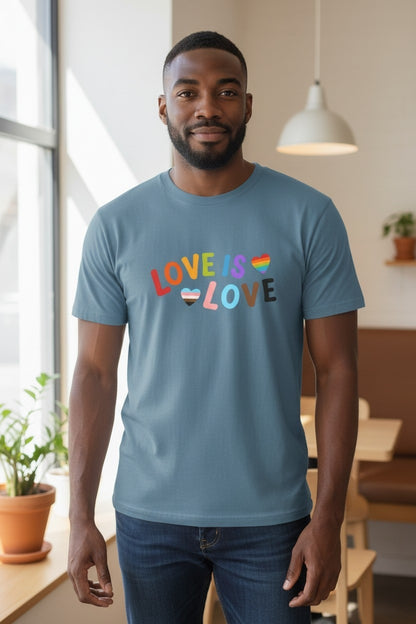 Camiseta LOVE IS LOVE – Blond T-Shirt