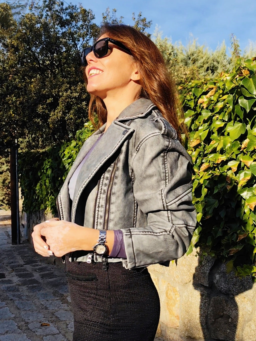 Cazadora biker gris